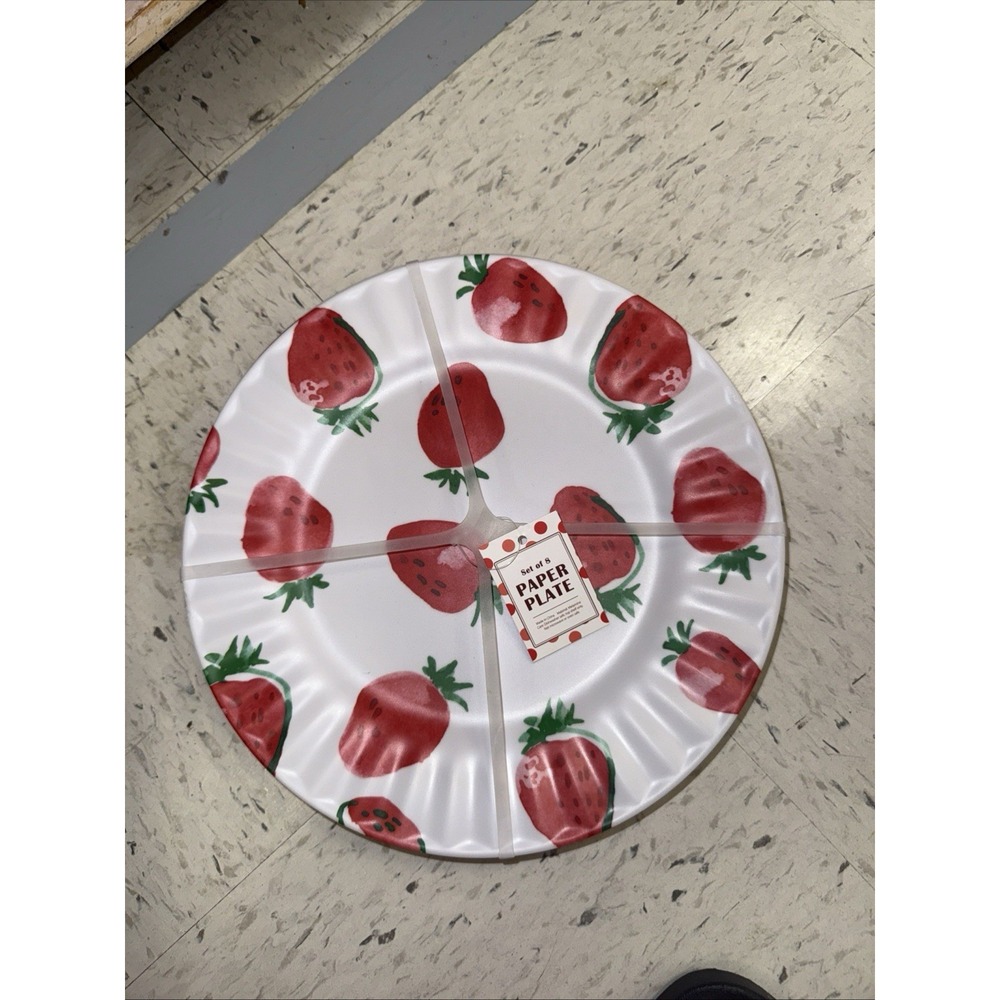 Strawberry Dinner Plates Set 8 Melamine Party Dishwasher Safe  Rand New 11"